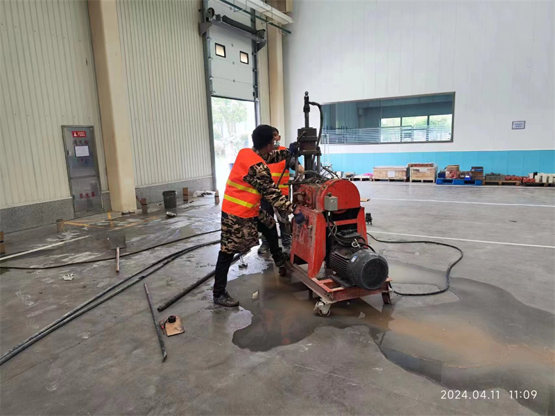 木兰厂房地面下沉塌陷注浆加固施工